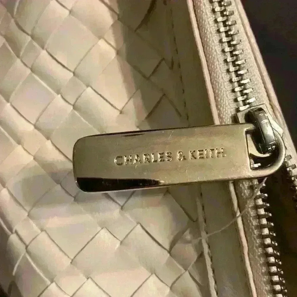 Charles  & Keith purse AS IS - Picture 3 of 10